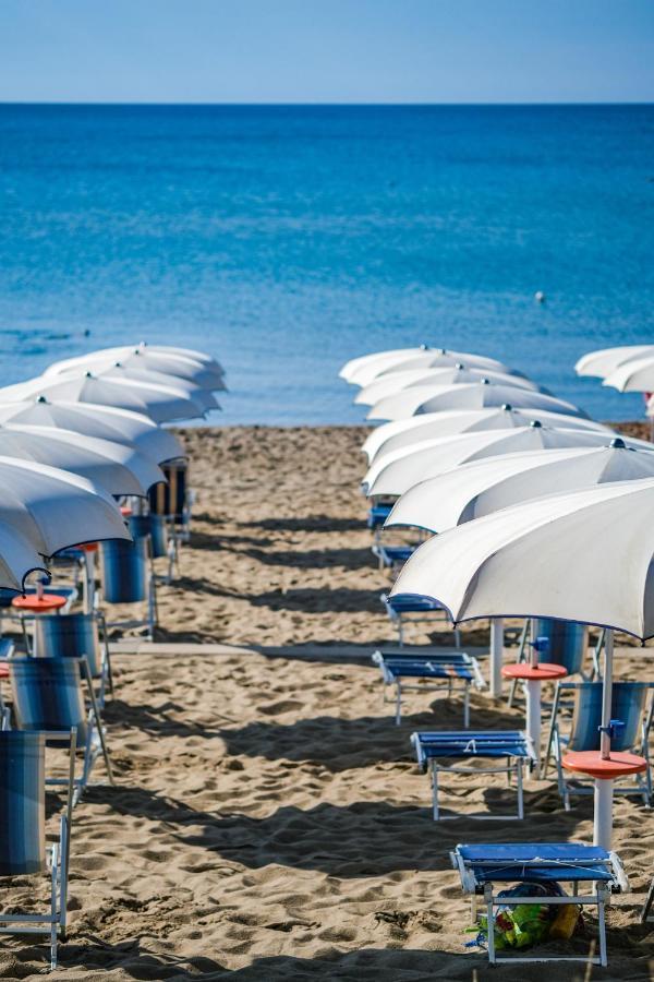 Ticho'S Greenblu Hotel Castellaneta Marina Exterior foto